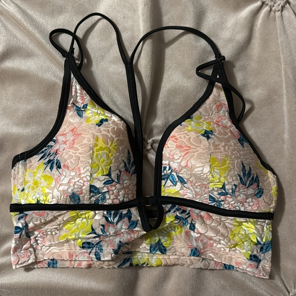 VS PINK Velvet Flower Bralette (S)